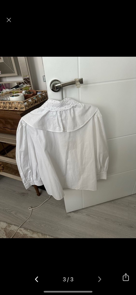 Nakışlı, düğmeli beyaz kadın gömlek - Görsel 2