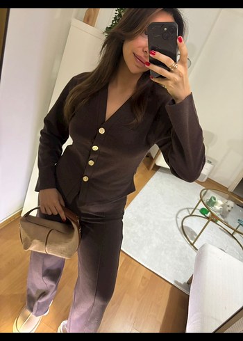 Kahverengi Kadın Düğmeli Takım - Görsel 2