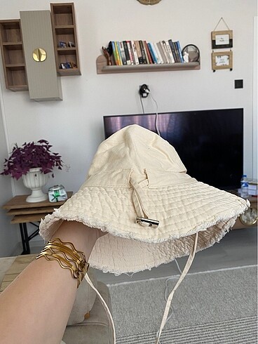 Jacquemus Şapka krem