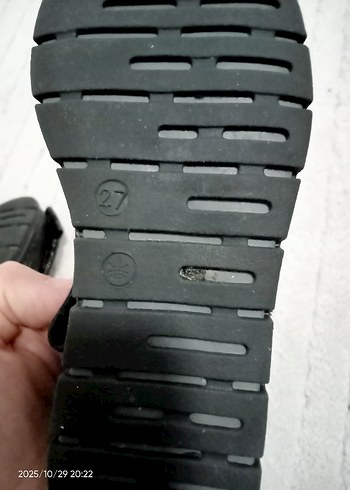 Tokalı Siyah Kız Babet - Görsel 4