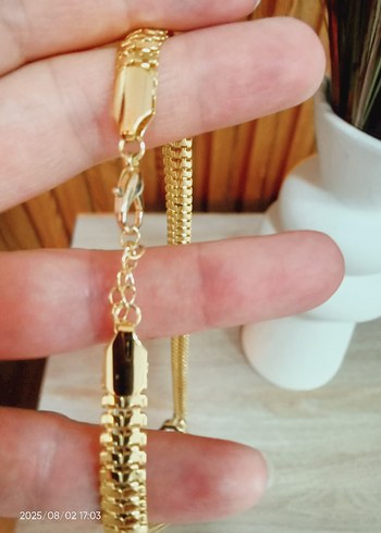 Zara Altın Renkli Uzun Zincir Detaylı Kolye