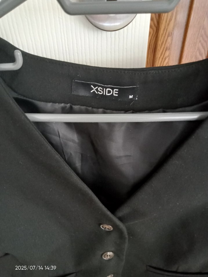 Düğmeli Siyah Kadın Yelek - Görsel 2