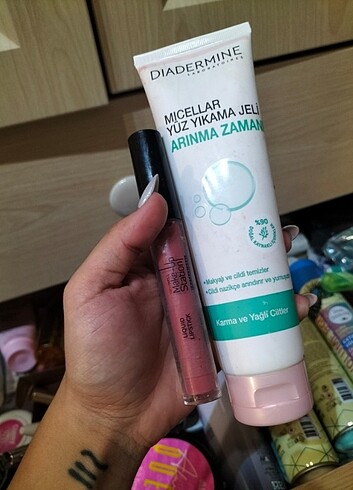Diadermine yüz temizleme jeli ve newwel lip 