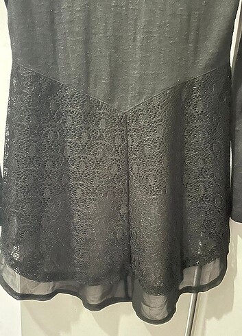 Batik Arka güpür detayli batik bluz 