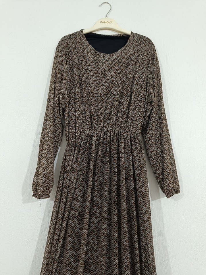 Puantiyeli Uzun Tesettür Elbise - Görsel 2