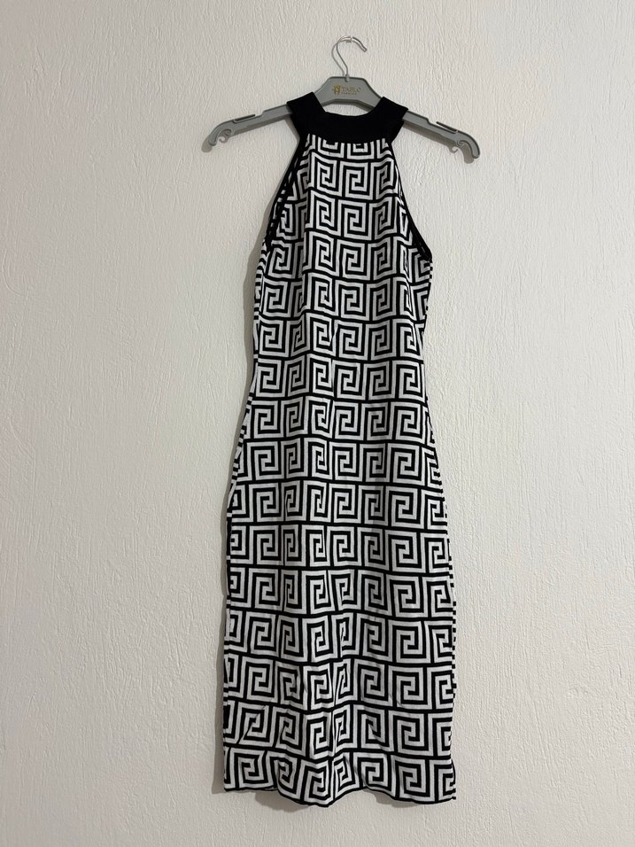 Siyah Beyaz desenli  Elbise - Görsel 2