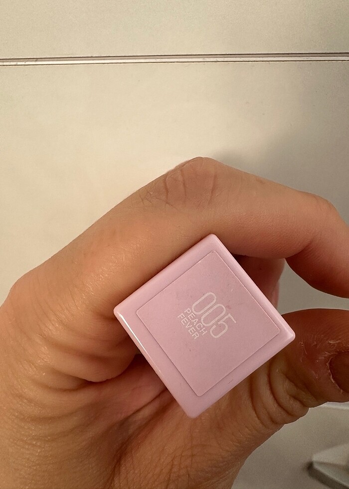 DOLGUNLAŞTIRICI GLOSS - Görsel 2