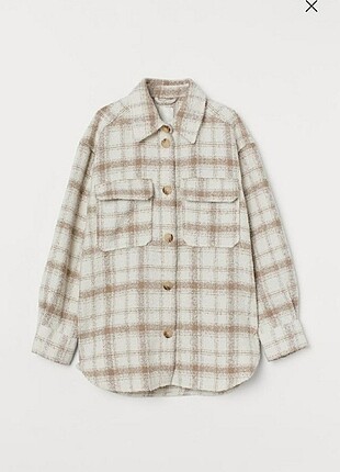 H&m oversize ceket etiketi üzerinde