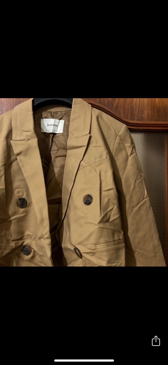 Düğmeli Bej Kadın Ceket - Görsel 4