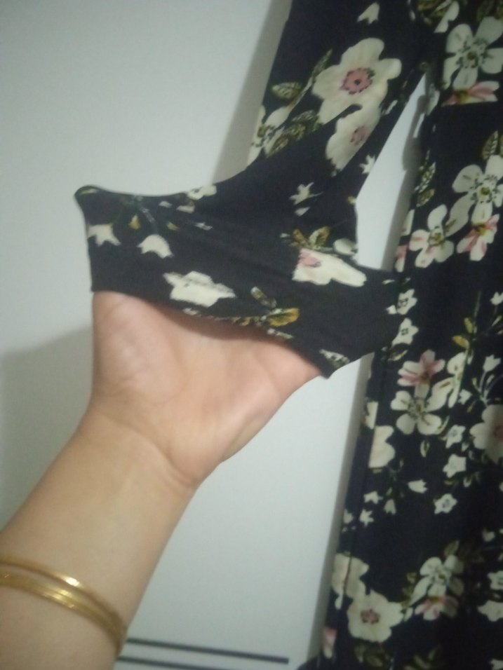 Çiçek Desenli Salaş Uzun Kadın Elbise - Görsel 4