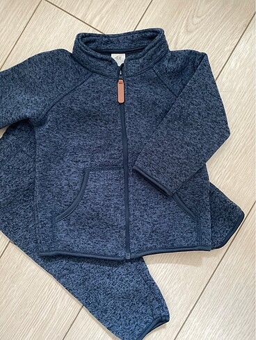 H&M erkek bebek ikili muflon takım polar takım