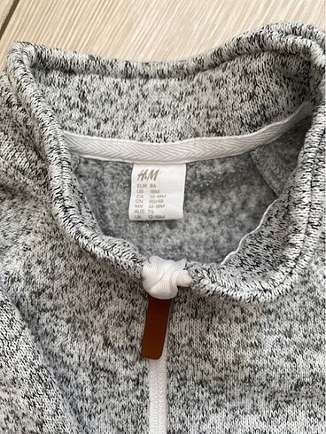 12-18 Ay Beden Muflon bebek hırka H&M