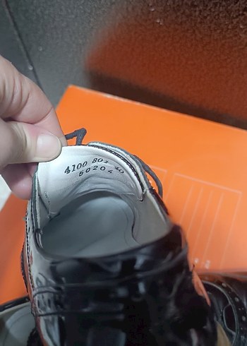 Siyah Parlak Rugan Kadın Oxford Ayakkabı - Görsel 3