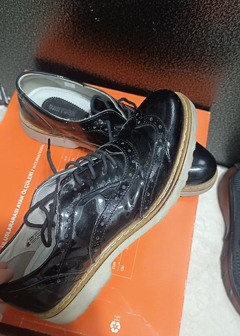 Siyah Parlak Rugan Kadın Oxford Ayakkabı - Görsel 5