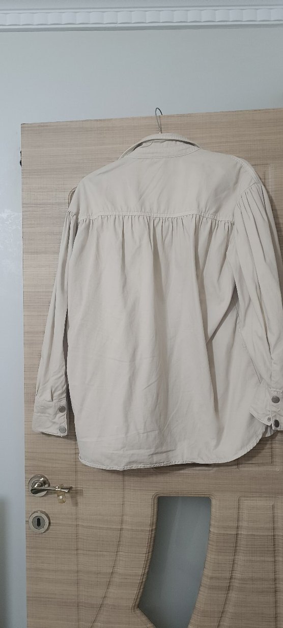 Bej Düğmeli Uzun Kollu Kadın Gömlek - Görsel 5