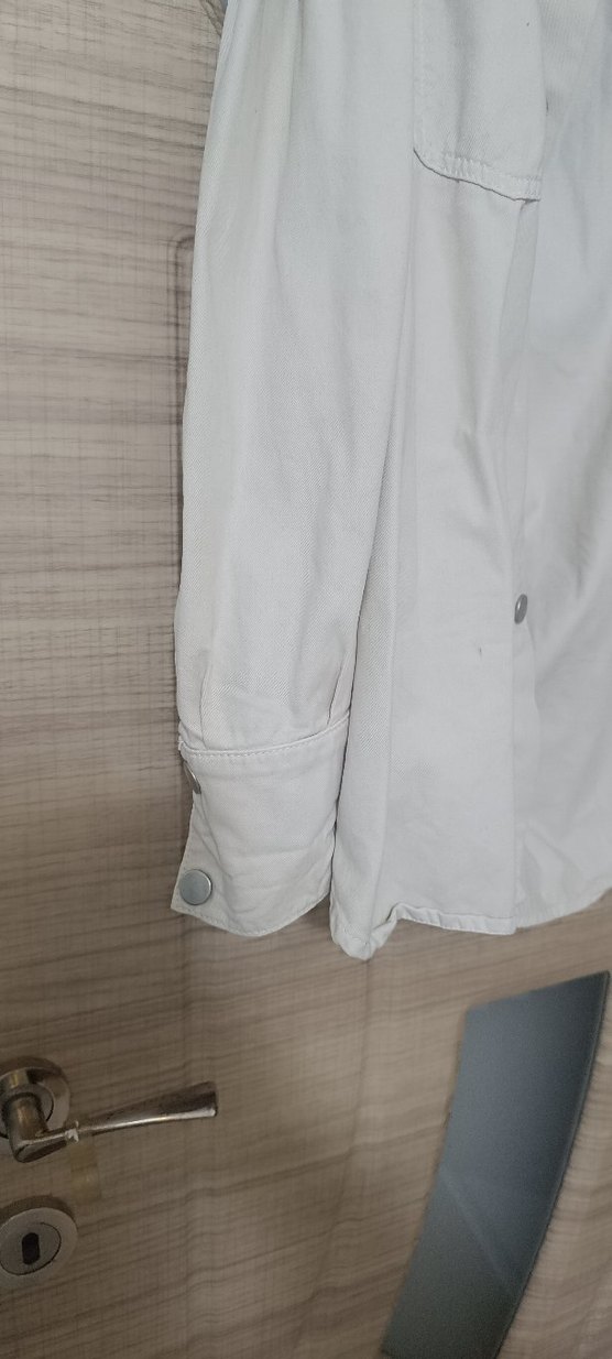 Bej Düğmeli Uzun Kollu Kadın Gömlek - Görsel 2