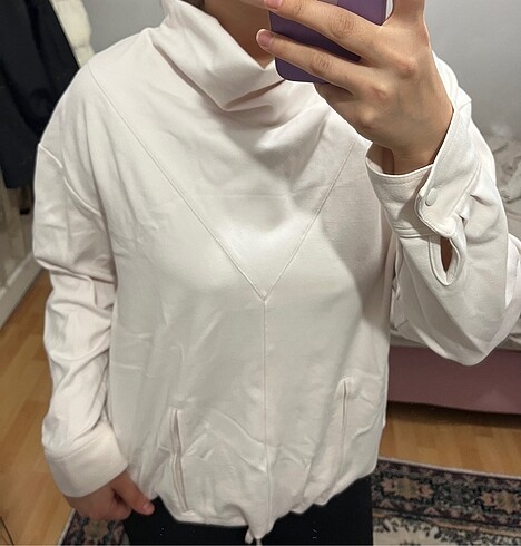 Beyaz Sweatshirt