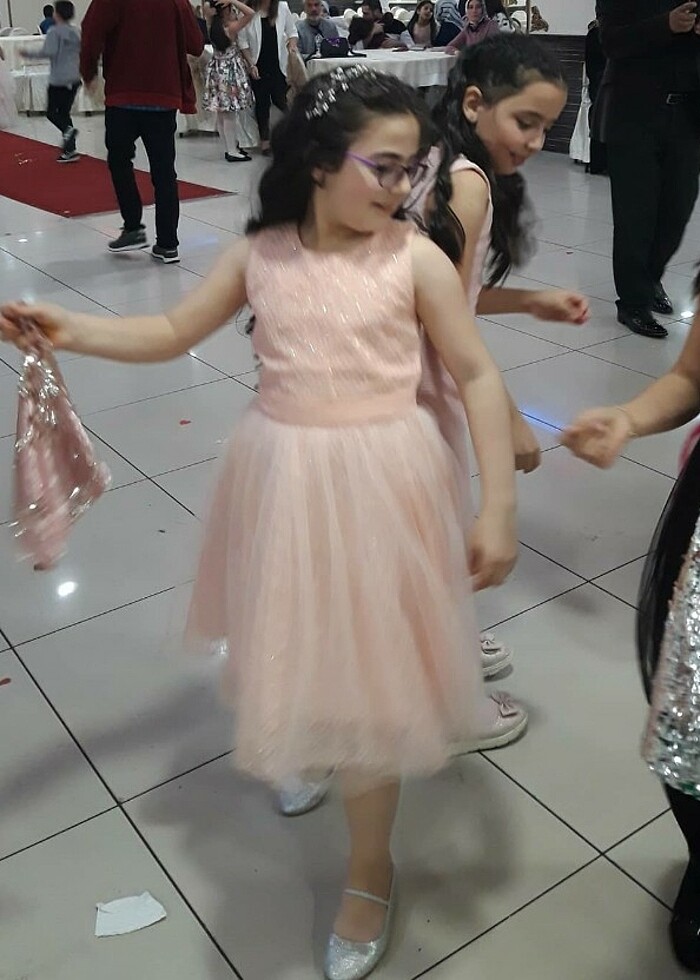 Çocuk abiye elbise - Görsel 4