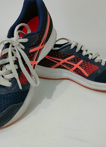 39,5 Beden Asics salon voleybol ayakkabısı