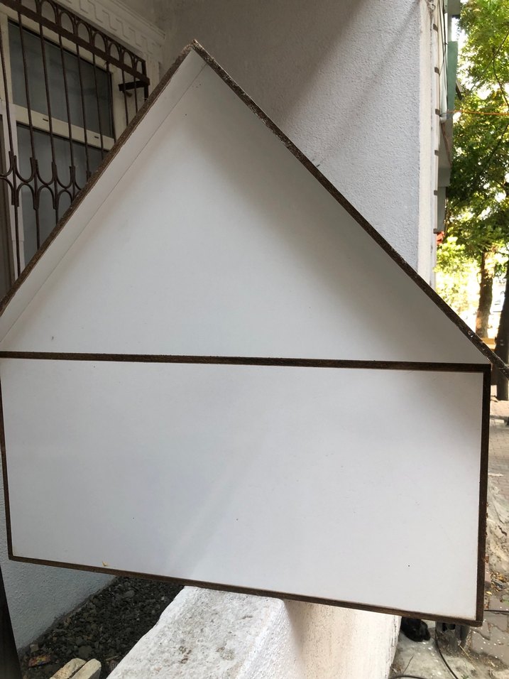 Tekerlekli ahşap kedi evi - Görsel 4