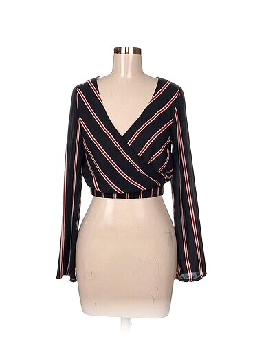 H&M Bluz %70 İndirimli.