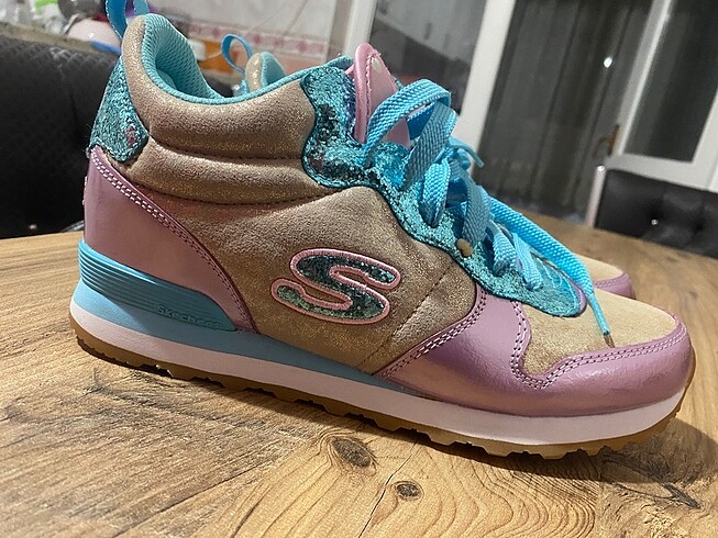 Skechers spor ayakkabı