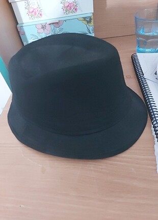 Siyah bucket şapka 