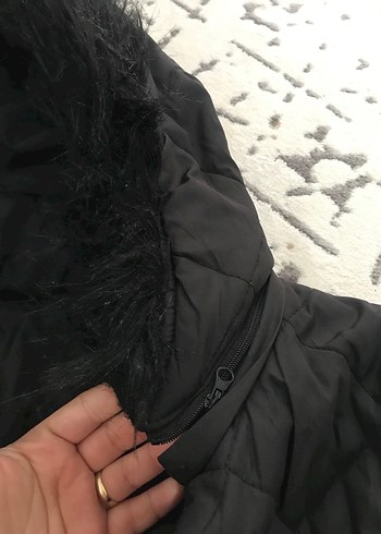 Diğer Kürk Detaylı Siyah Kadın Uzun Kışlık Mont