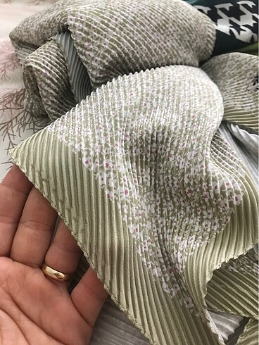 Fresh scarfs Piliseli eşarp