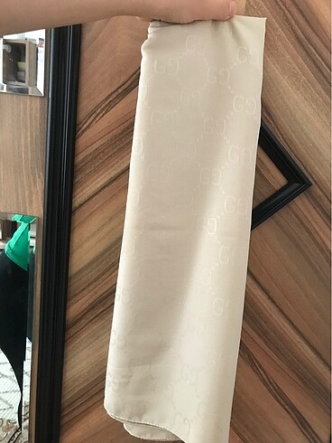 Pamuklu eşarp