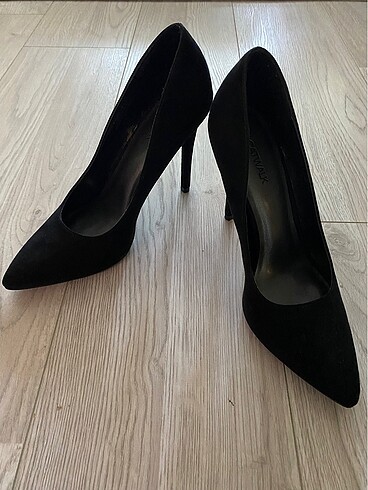 41 Beden Siyah ince topuklu ayakkabı/stiletto