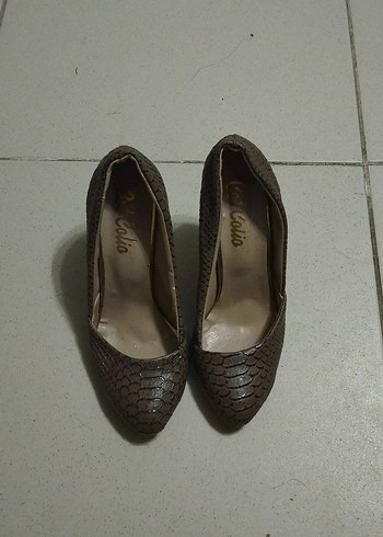 Kahverengi Yılan Desenli Dolgu Topuklu Kadın Stiletto