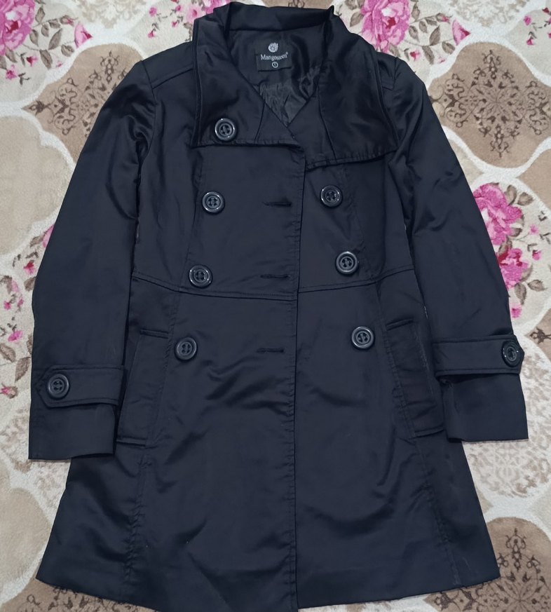 Düğmeli Siyah Midi Kadın Kaban - Görsel 3