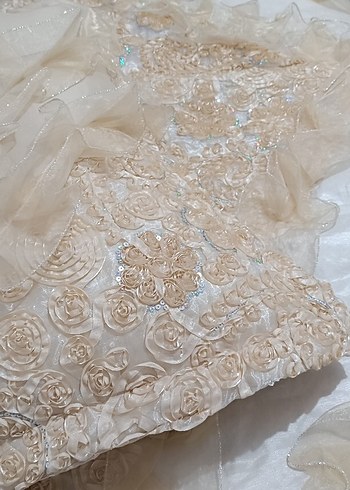 Bej Parlak Düz Yatak Örtüsü - Görsel 3