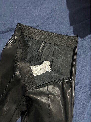 xs Beden siyah Renk Stradivarius deri pantolon