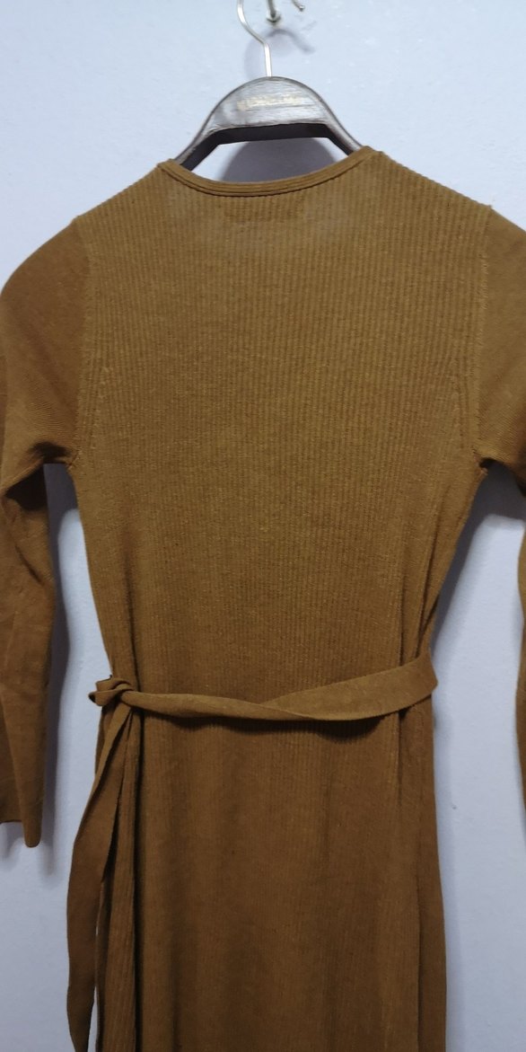 Mango Kahverengi V Yaka Kemerli Triko Elbise - Görsel 4