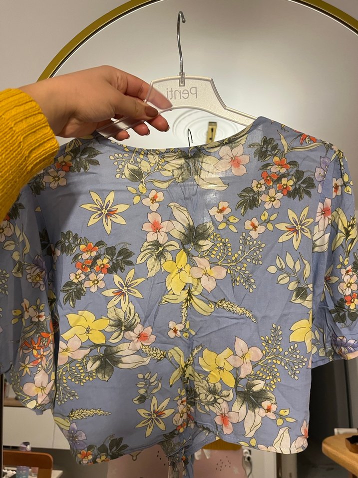 Çiçek Desenli V Yaka Bohem Kadın Bluz - Görsel 4