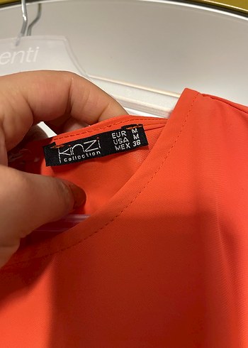 Turuncu/ nar çiçeği Dökümlü Kolsuz Bluz - Görsel 2