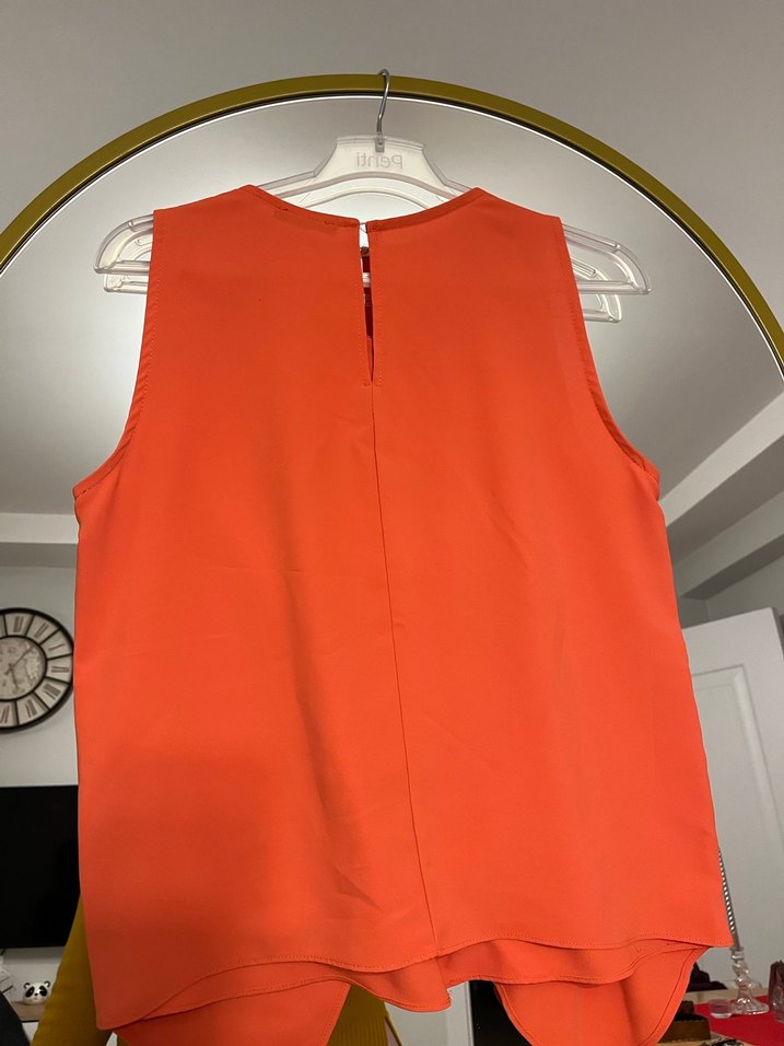 Turuncu/ nar çiçeği Dökümlü Kolsuz Bluz - Görsel 3