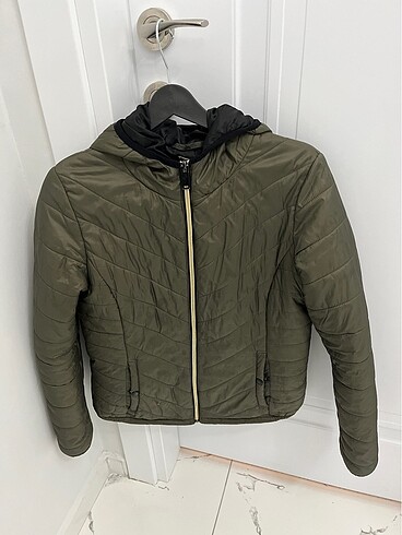 l Beden Bershka Şişme Mont