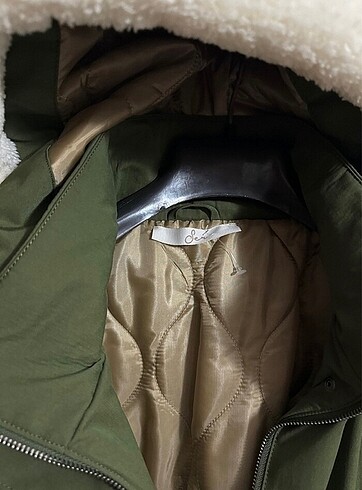 Haki yeşili mont kaban - Görsel 4