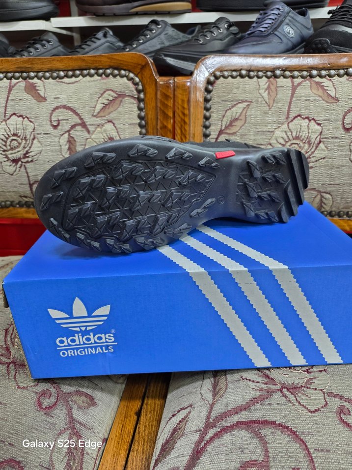 Adidas Siyah Bağcıklı Erkek Spor Ayakkabı - Görsel 2