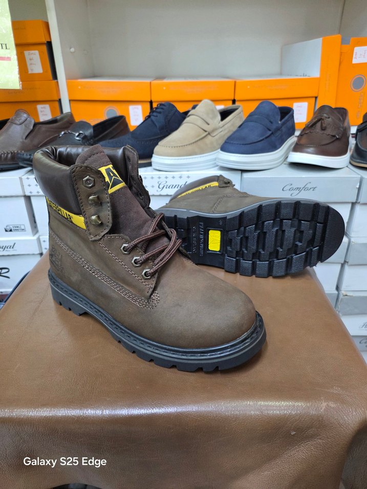 CAT HAKİKİ DERİ SIFIR BOT - Görsel 4