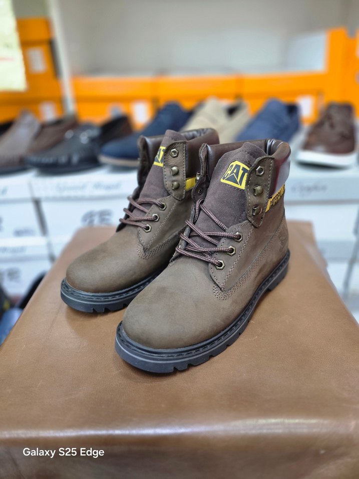 CAT HAKİKİ DERİ SIFIR BOT - Görsel 3