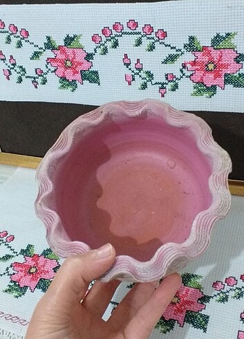 Beden Toprak saksı.