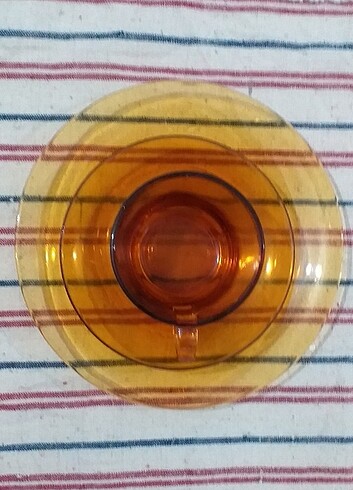 American Vintage Amber fincan, trio