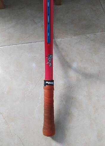  Tenis raketi 21 inç