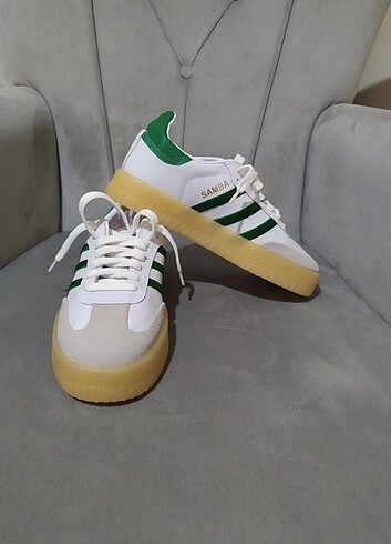 Adidas spor ayakkabı