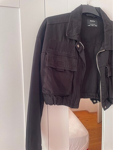 Bershka Yarım ceket