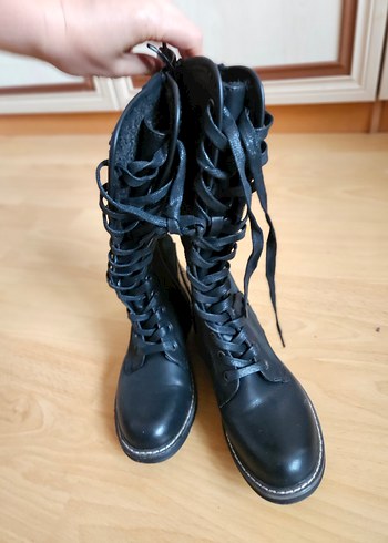 Diğer Siyah Deri Gotik Kadın Botları